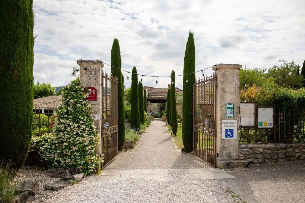Hotel La Ferme De La Huppe Gordes Esterno foto